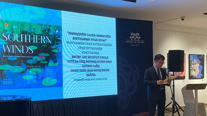 “南风之香——今日越南绘画”美术展首次在蒙古国举办 ảnh 1