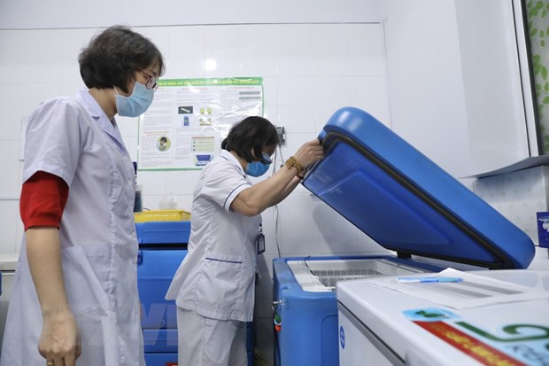 越南继续与新冠疫苗制造商进行谈判致力于为人民进行大规模接种 ảnh 2 越南继续与新冠疫苗制造商进行谈判致力于为人民进行大规模接种 ảnh 2
