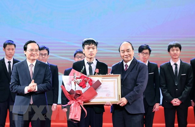 2020年越南优秀青年奖和展望奖20名获奖者名单出炉 ảnh 1 2020年越南优秀青年奖和展望奖20名获奖者名单出炉 ảnh 1