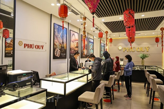 3月15日上午越南国内市场黄金价格每两接近5600万越盾 ảnh 1