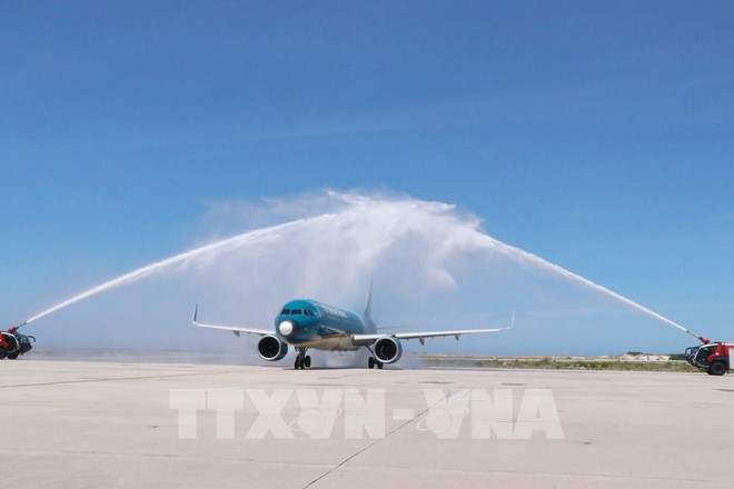 越航开通芽庄至新加坡航线 ảnh 1