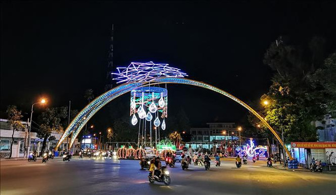 芹苴市发布夜间经济发展提案 ảnh 2 芹苴市发布夜间经济发展提案 ảnh 2