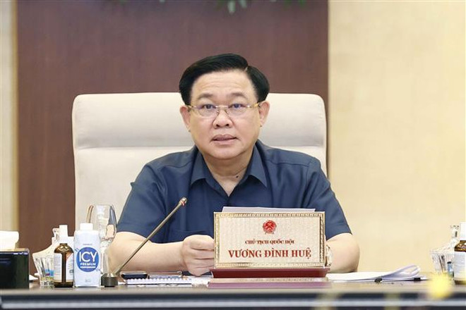 越南国会常委会就经济社会复苏和发展一揽子支持计划的实施提出意见 ảnh 1 越南国会常委会就经济社会复苏和发展一揽子支持计划的实施提出意见 ảnh 1