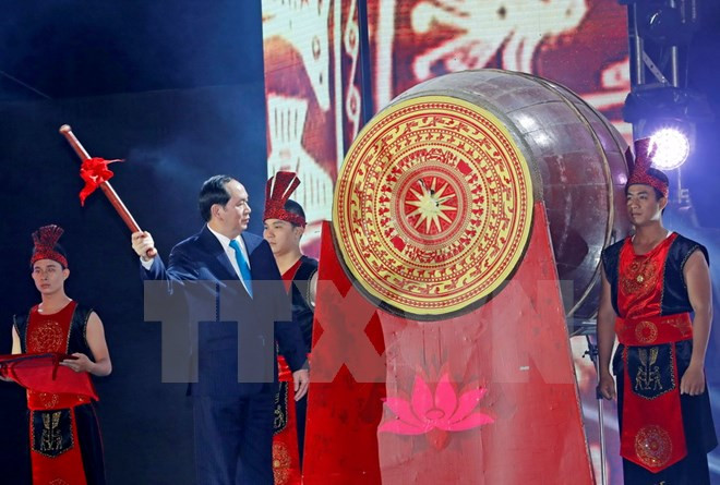 国家主席陈大光出席2017年炉门海洋旅游节开幕式 ảnh 1 国家主席陈大光出席2017年炉门海洋旅游节开幕式 ảnh 1