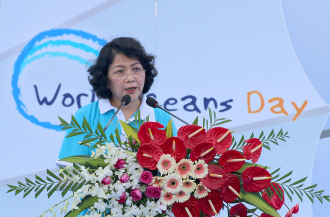 国家副主席邓氏玉盛出席响应2017年越南海洋岛屿周集会 ảnh 1 国家副主席邓氏玉盛出席响应2017年越南海洋岛屿周集会 ảnh 1