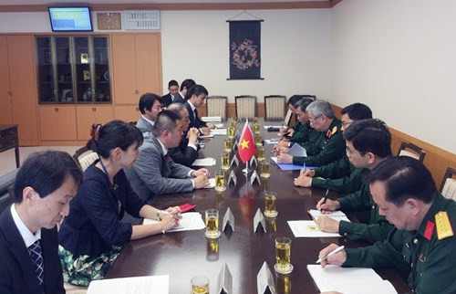 越南与日本加强防务合作 ảnh 1