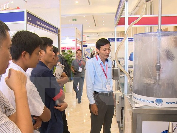 2017年越南工业和制造业展吸引15国企业参展 ảnh 1