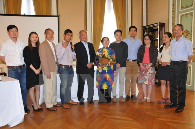 旅居比利时越南人总会召开大会 ảnh 1 旅居比利时越南人总会召开大会 ảnh 1