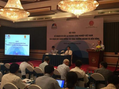 越南加快工业结构调整 实现稳步快速增长 ảnh 1