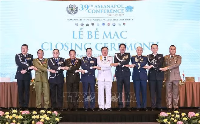 第39届东盟各国警察司令会议落下帷幕 ảnh 1 第39届东盟各国警察司令会议落下帷幕 ảnh 1