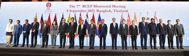 东盟与中国加强贸易伙伴关系 ảnh 1