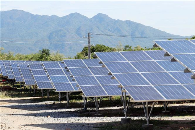 二河太阳能发电厂在宁顺省落成 ảnh 2 二河太阳能发电厂在宁顺省落成 ảnh 2