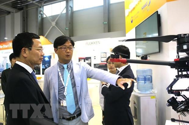 越南欢迎匈牙利越侨企业、越侨知识分子对越进行投资 ảnh 1 越南欢迎匈牙利越侨企业、越侨知识分子对越进行投资 ảnh 1