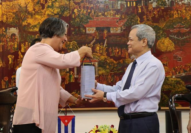 北宁省与古巴分享劳动与就业领域的经验 ảnh 1