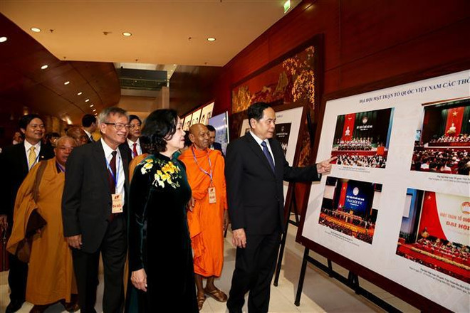 “发挥民族大团结力量,做好国家建设和捍卫工作”图片展正式开幕 ảnh 1 “发挥民族大团结力量,做好国家建设和捍卫工作”图片展正式开幕 ảnh 1