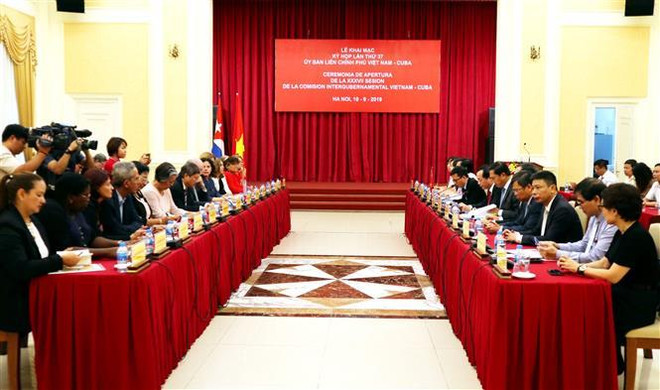 越古政府间联合委员会第37次会议在河内开幕 ảnh 1 越古政府间联合委员会第37次会议在河内开幕 ảnh 1