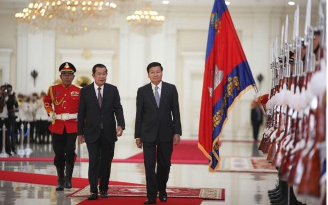 柬埔寨与老挝一致同意把关系提升为长期全面战略伙伴关系 ảnh 1 柬埔寨与老挝一致同意把关系提升为长期全面战略伙伴关系 ảnh 1