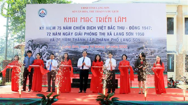 1947年秋冬季越北战役胜利75周年专题展在谅山省举行 ảnh 1 1947年秋冬季越北战役胜利75周年专题展在谅山省举行 ảnh 1