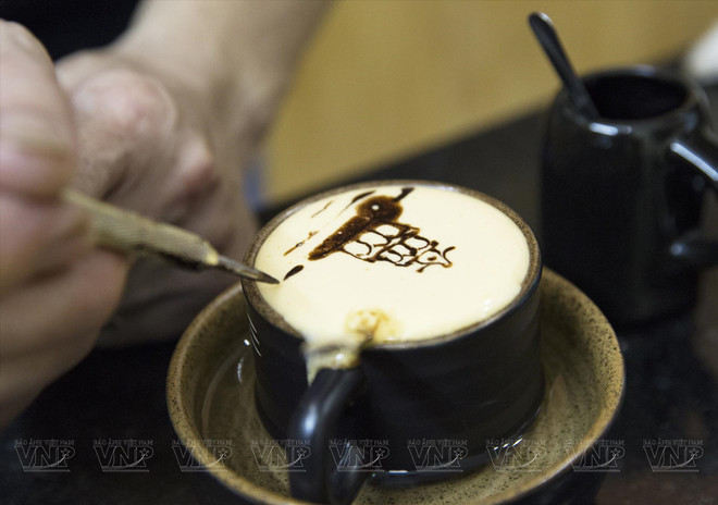 鸡蛋咖啡杯中的河内风景 ảnh 1 鸡蛋咖啡杯中的河内风景 ảnh 1