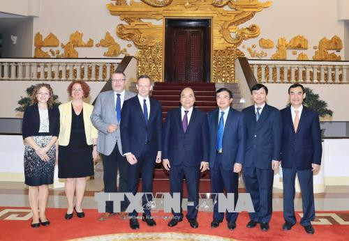 越南政府总理阮春福会见德国客人 ảnh 1 越南政府总理阮春福会见德国客人 ảnh 1