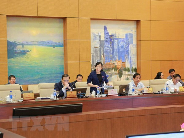 国会常委会第二十三次会议:进一步澄清获特赦条件 ảnh 1 国会常委会第二十三次会议:进一步澄清获特赦条件 ảnh 1