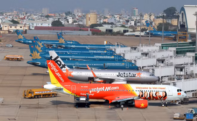 越南各航空公司4·30及5·1假期增加班次 ảnh 1