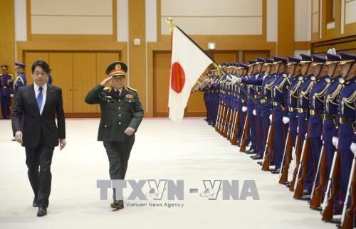 越南国防部部长吴春历对日本进行工作访问 ảnh 2 越南国防部部长吴春历对日本进行工作访问 ảnh 2