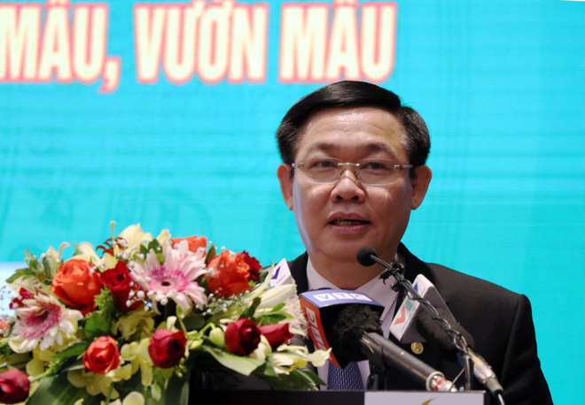 王廷惠：应尽早制定新农村示范居民区和示范园的标准 ảnh 1