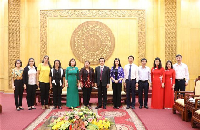 古巴妇女联合会秘书长访问宁平省 ảnh 1 古巴妇女联合会秘书长访问宁平省 ảnh 1