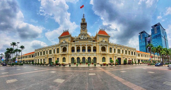 胡志明市人民委员会总部的月度参观旅游计划出炉 ảnh 1