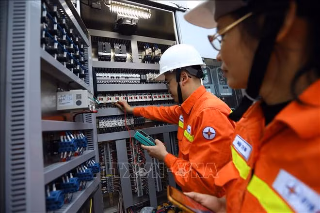 越南电力集团全力做好2023年旱季电力保障工作 ảnh 1