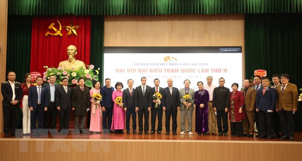 国家审计署副审计长邓世荣当选越南-阿塞拜疆友好协会主席 ảnh 1