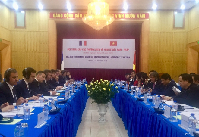 越法着力加强经济合作 ảnh 1