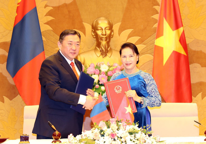 蒙古国国家大呼拉尔主席圆满结束对越南进行的正式访问 ảnh 1 蒙古国国家大呼拉尔主席圆满结束对越南进行的正式访问 ảnh 1