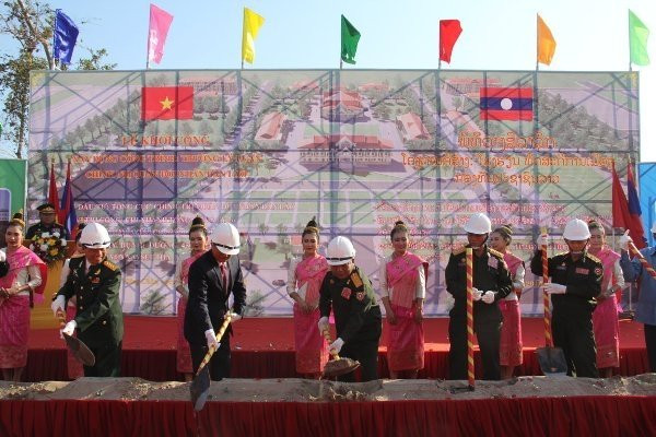 越南援建的老挝人民军队政治理论学院一期工程正式动工 ảnh 2 越南援建的老挝人民军队政治理论学院一期工程正式动工 ảnh 2