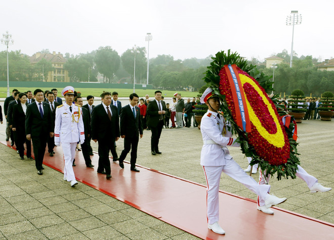 蒙古国国家大呼拉尔主席圆满结束对越南进行的正式访问 ảnh 2 蒙古国国家大呼拉尔主席圆满结束对越南进行的正式访问 ảnh 2