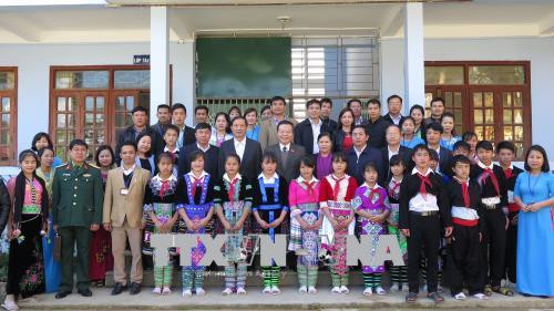 国会副主席冯国显春节前走访慰问莱州省贫困群众 ảnh 1 国会副主席冯国显春节前走访慰问莱州省贫困群众 ảnh 1