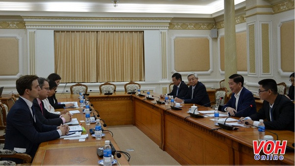 西班牙承诺为胡志明市开展地铁5号线提供资金支持 ảnh 1