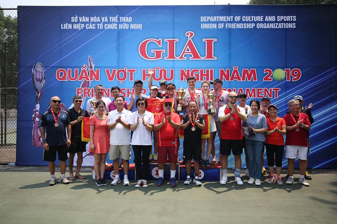 2019年网球友谊赛增进友谊与交流 ảnh 1 2019年网球友谊赛增进友谊与交流 ảnh 1