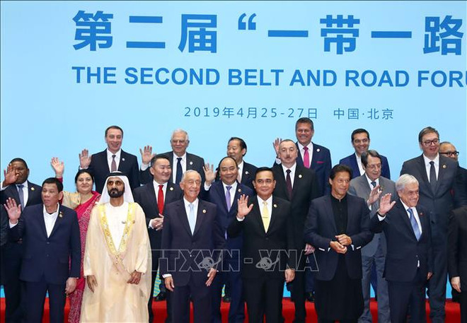 政府总理阮春福出席第二届“一带一路”国际合作高峰论坛圆桌峰会 ảnh 1 政府总理阮春福出席第二届“一带一路”国际合作高峰论坛圆桌峰会 ảnh 1