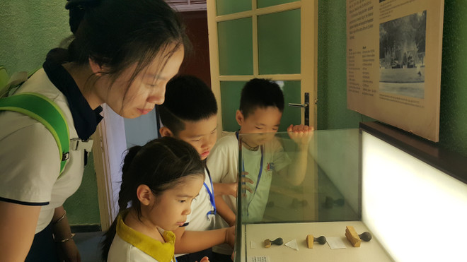 越南举行庆祝南方解放日44周年系列活动 ảnh 1 越南举行庆祝南方解放日44周年系列活动 ảnh 1