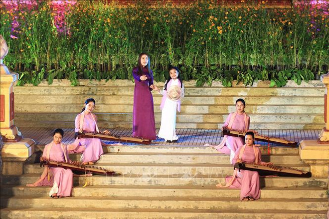 2019年第八届顺化传统手工艺节开幕 ảnh 2 2019年第八届顺化传统手工艺节开幕 ảnh 2