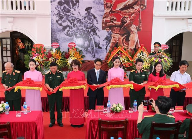 “奠边府大捷—历史价值与现实意义”学术研讨会在奠边省举行 ảnh 3 “奠边府大捷—历史价值与现实意义”学术研讨会在奠边省举行 ảnh 3