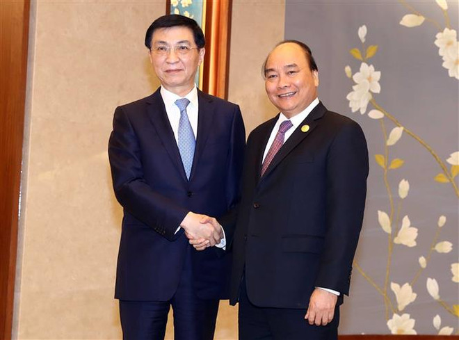 阮春福总理会见中国共产党中央书记处书记王沪宁 ảnh 2 阮春福总理会见中国共产党中央书记处书记王沪宁 ảnh 2