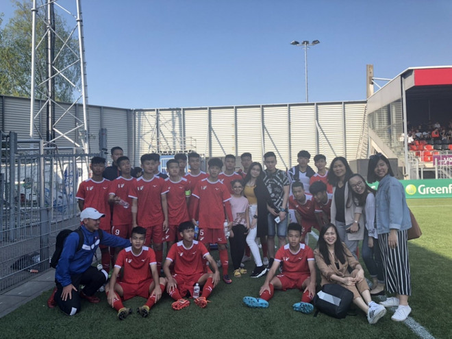 越南PVF U15球队在欧洲角逐 ảnh 1 越南PVF U15球队在欧洲角逐 ảnh 1