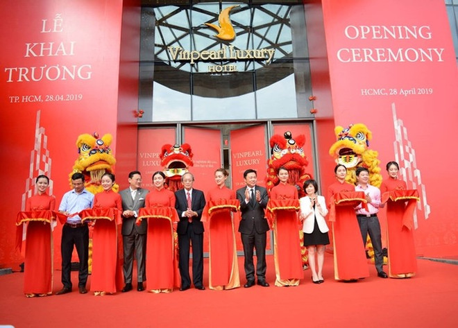 Vingroup五星级酒店和东南亚最高观测塔正式投入运行 ảnh 1 Vingroup五星级酒店和东南亚最高观测塔正式投入运行 ảnh 1