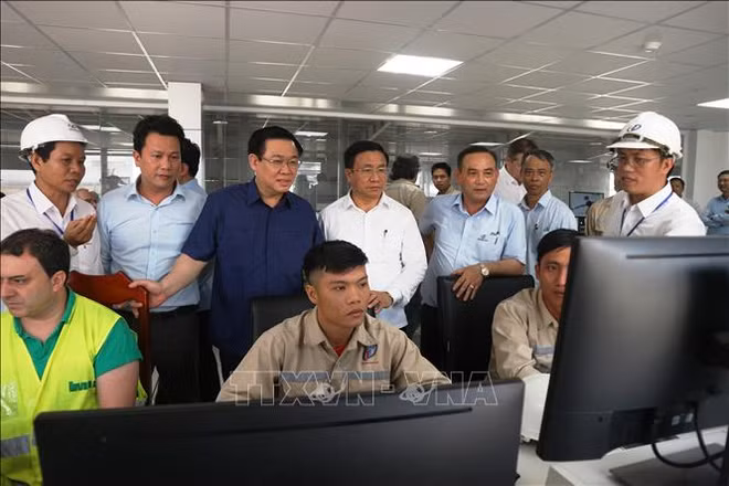 中部地区最大的中密度纤维板生产厂落成投运 ảnh 2 中部地区最大的中密度纤维板生产厂落成投运 ảnh 2