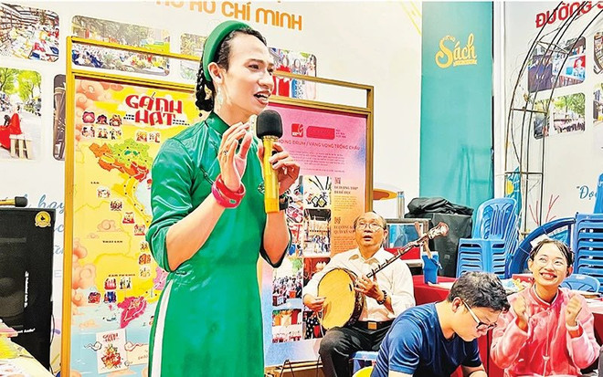 让更多年轻人领略传统艺术之美 ảnh 2