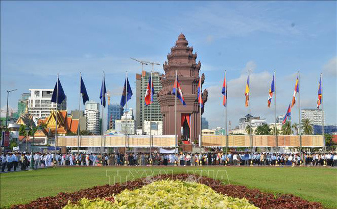 柬埔寨推翻波尔布特种族灭绝制度40年:柬埔寨经济取得许多重要成就 ảnh 1 柬埔寨推翻波尔布特种族灭绝制度40年:柬埔寨经济取得许多重要成就 ảnh 1