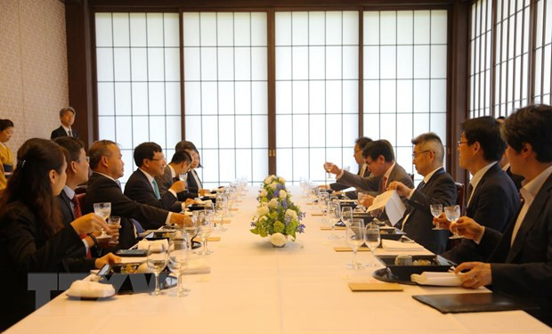 越日一致同意强化经济体互联互通 ảnh 2